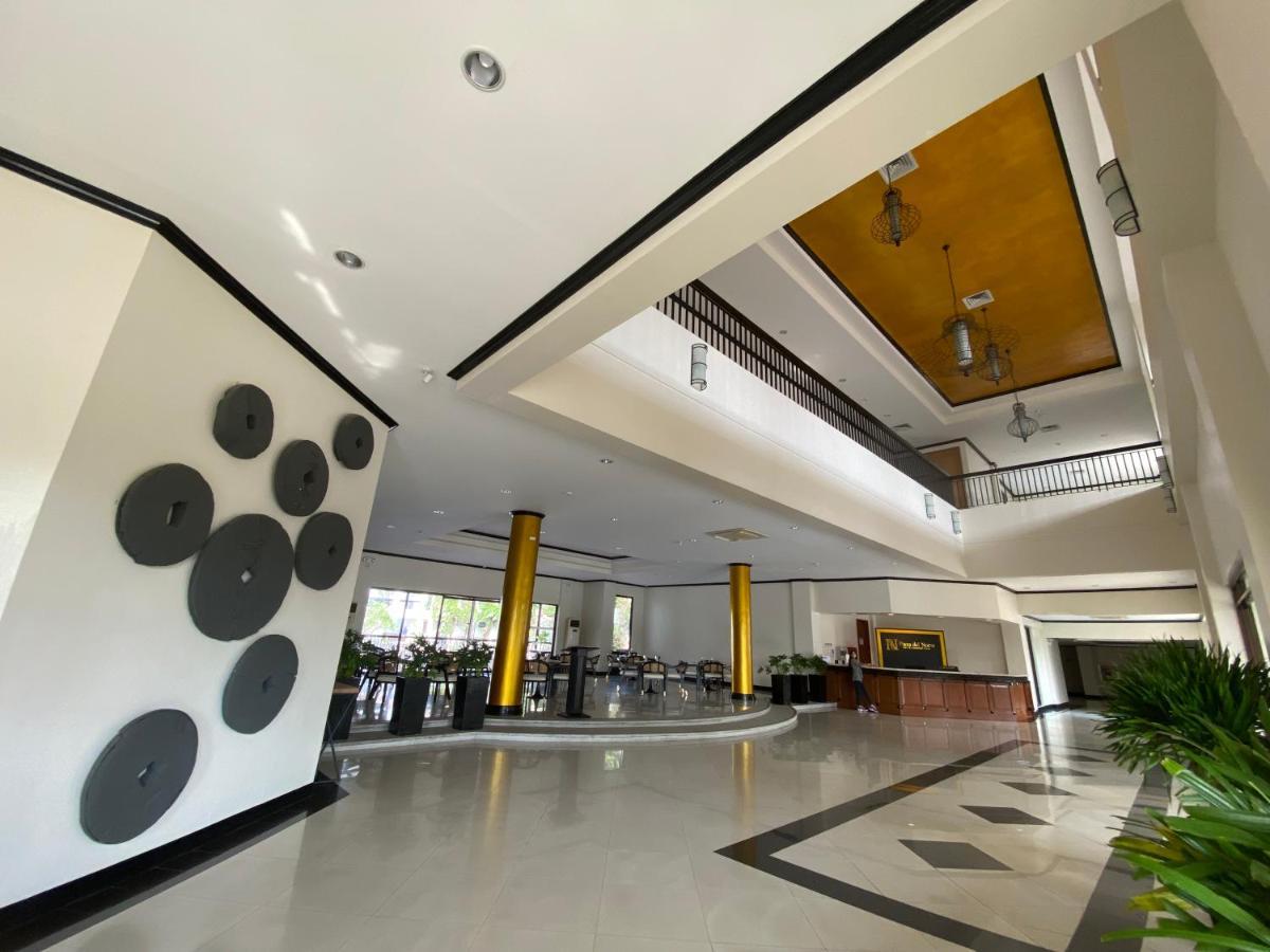 Plaza Del Norte Hotel And Convention Center Laoag Eksteriør bilde
