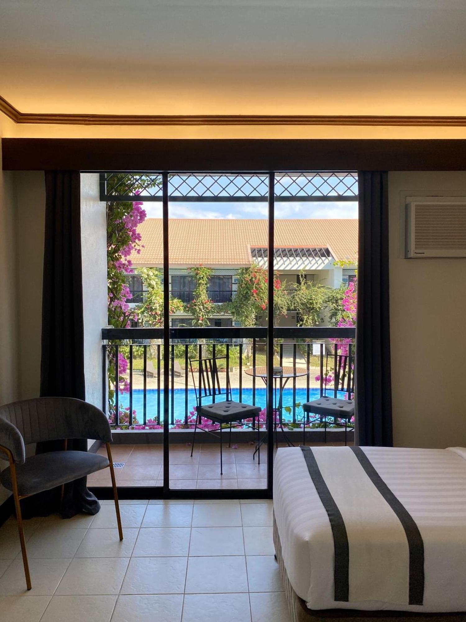 Plaza Del Norte Hotel And Convention Center Laoag Eksteriør bilde